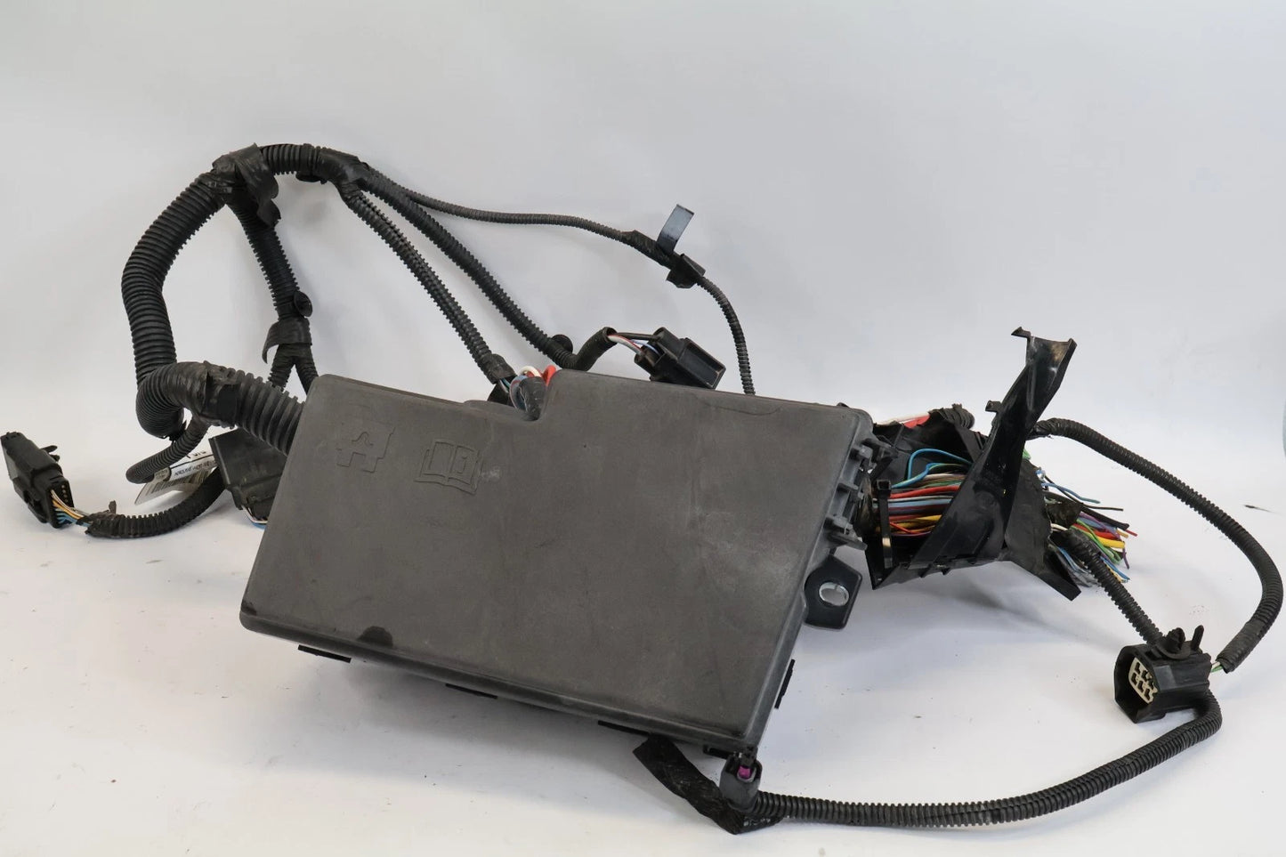 12-14 FORD FOCUS 2.0 FWD ENGINE FUSE BOX RELAY JUNCTION MODULE CV6T14K733 OEM