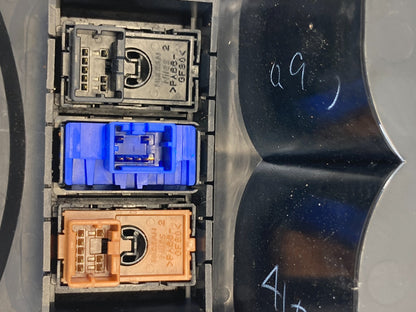 08 09 Infiniti G37 Front Center Console Cup Holder Heat Switch 68430JL00A OEM