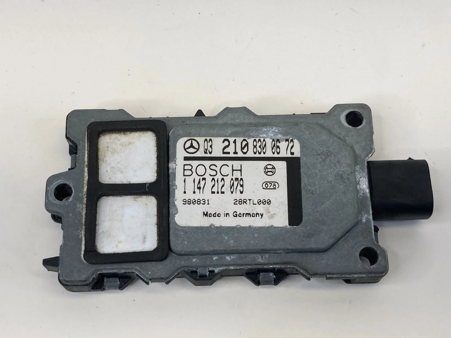 1998-2002 MERCEDES-BENZ E430 AIR QUALITY EMISSION SENSOR 210-830-06-72 OEM