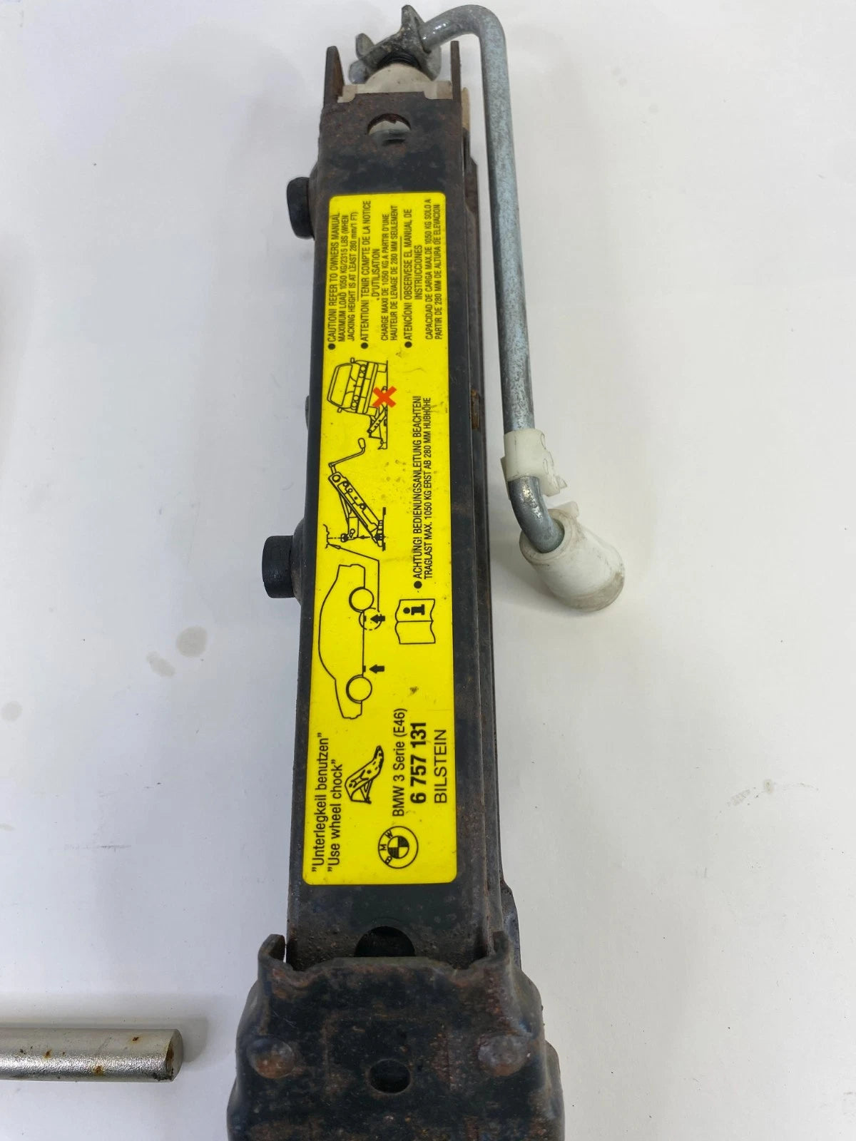 01 02 03 04 05 06 BMW 325i EMERGENCY SPARE TIRE JACK TOOL KIT LUG NUT WRENCH OEM