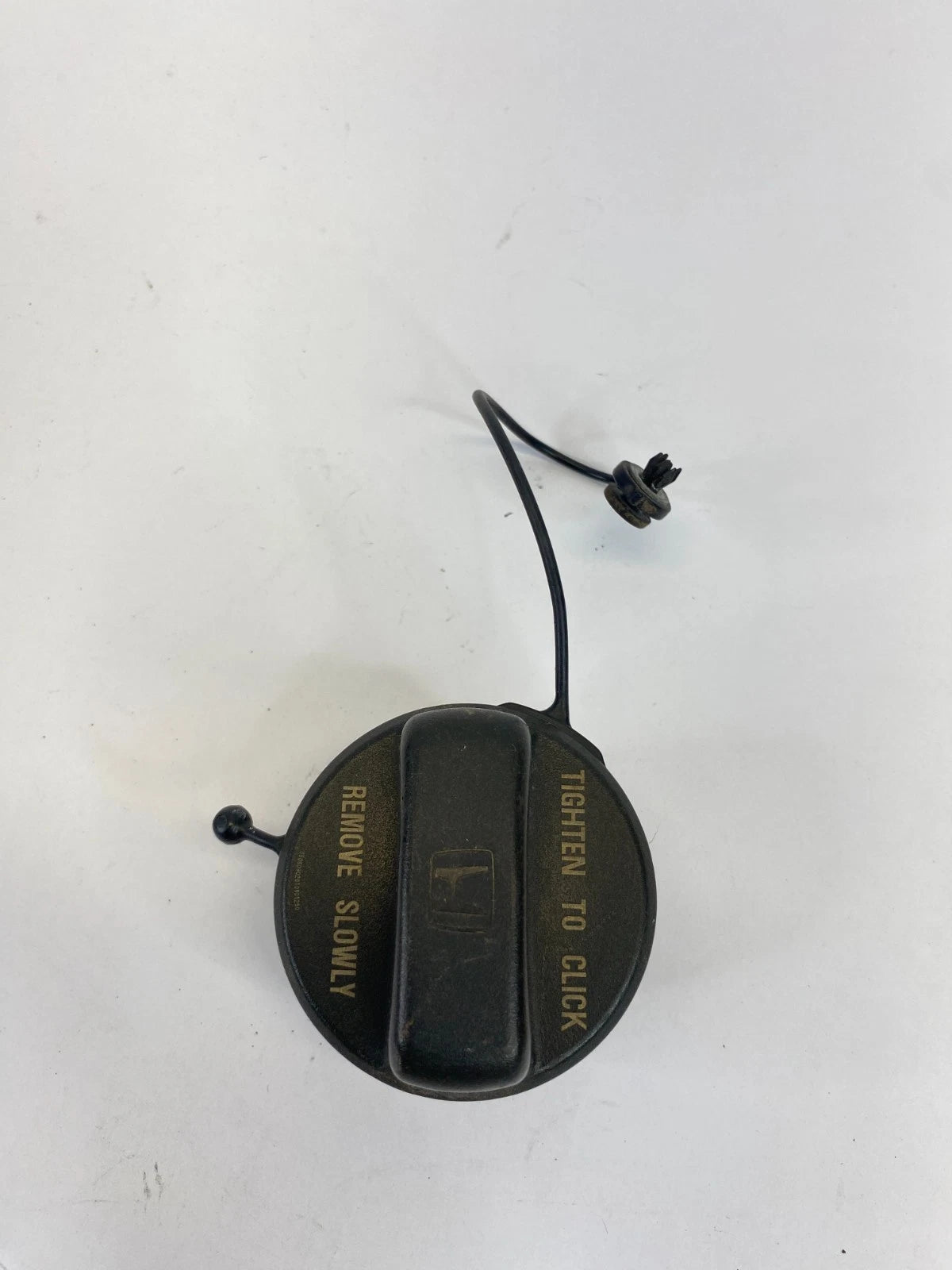 2005-2007 HONDA ACCORD COUPE FUEL FILLER TANK GAS CAP TOP LID COVER OEM