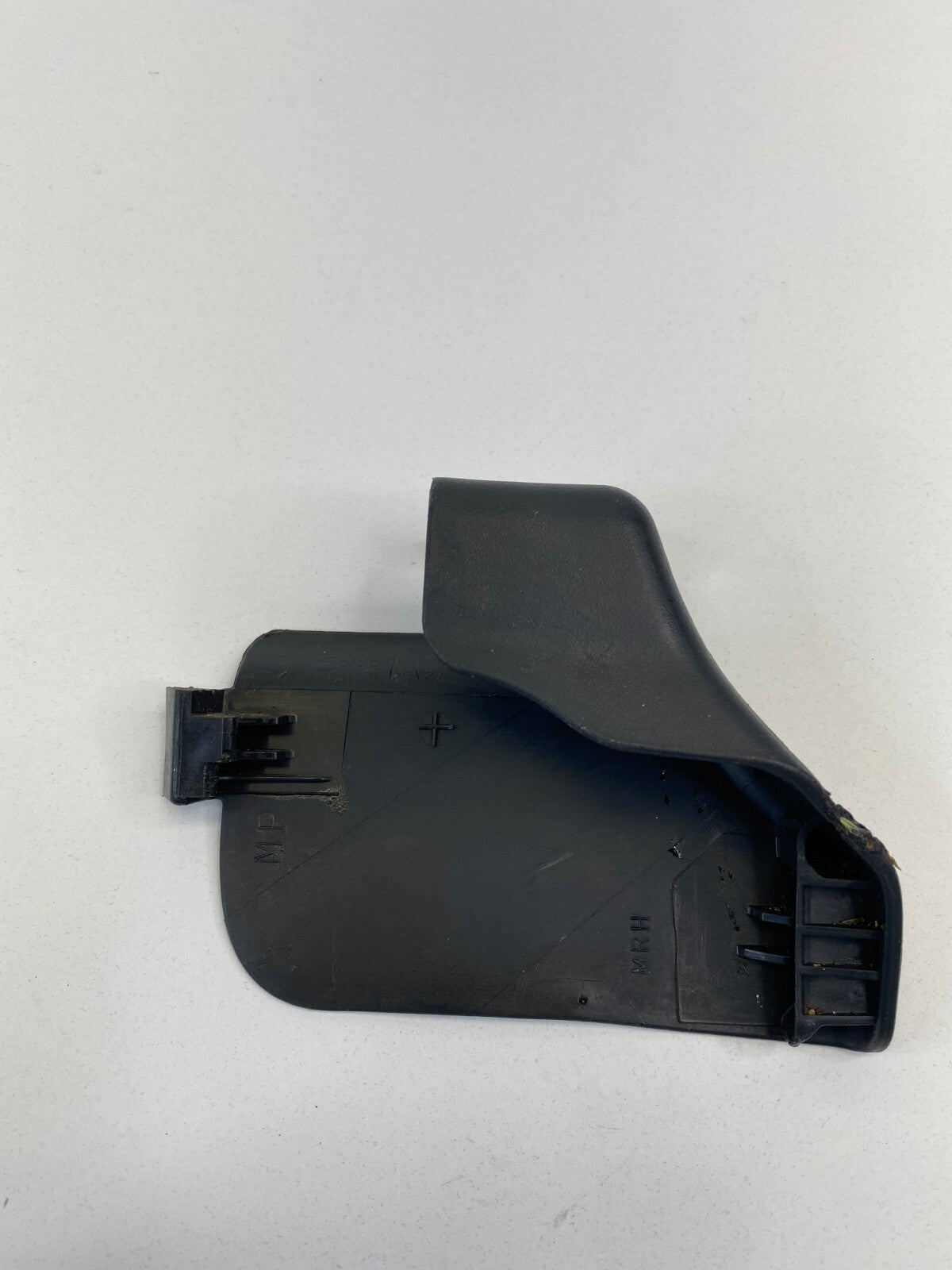 09-13 Toyota Corolla Inner Right Passenger Seat Track Bracket Cover 7215702140