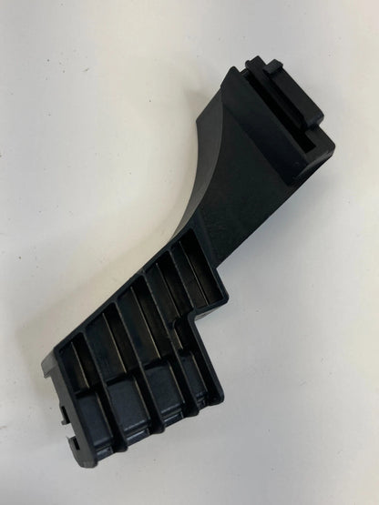 2006 2007 MERCEDES-BENZ ML 500 HANDLE FRAME BRACKET ON THE REAR RIGHT DOOR
