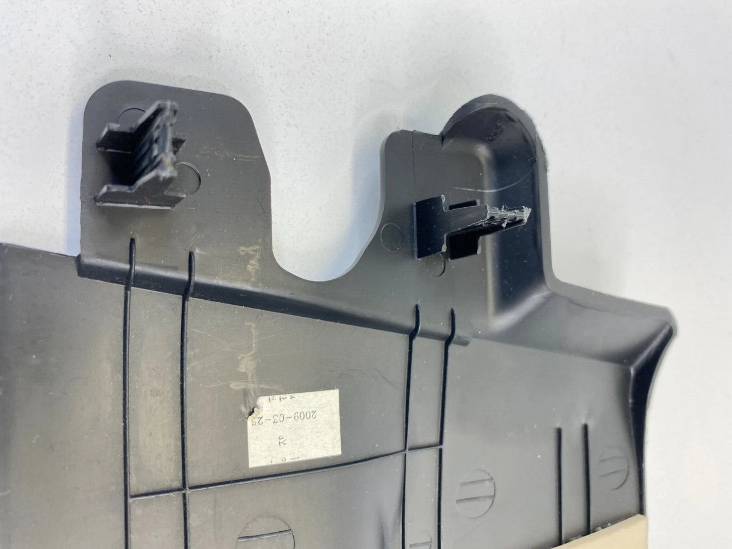 2010 2011 2012 2013 KIA FORTE FRONT LEFT DRIVER LOWER C PAD COVER CONTROL PANEL