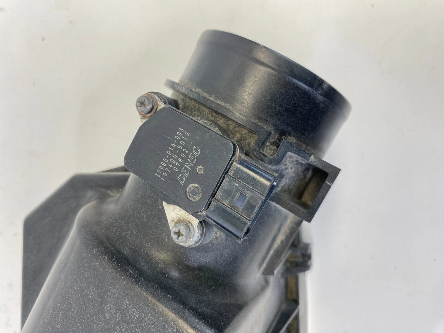 07-09 HONDA CR-V 2.4L AIR CLEANER FILTER BOX UPPER HOUSING WITH MAF SENSOR OEM