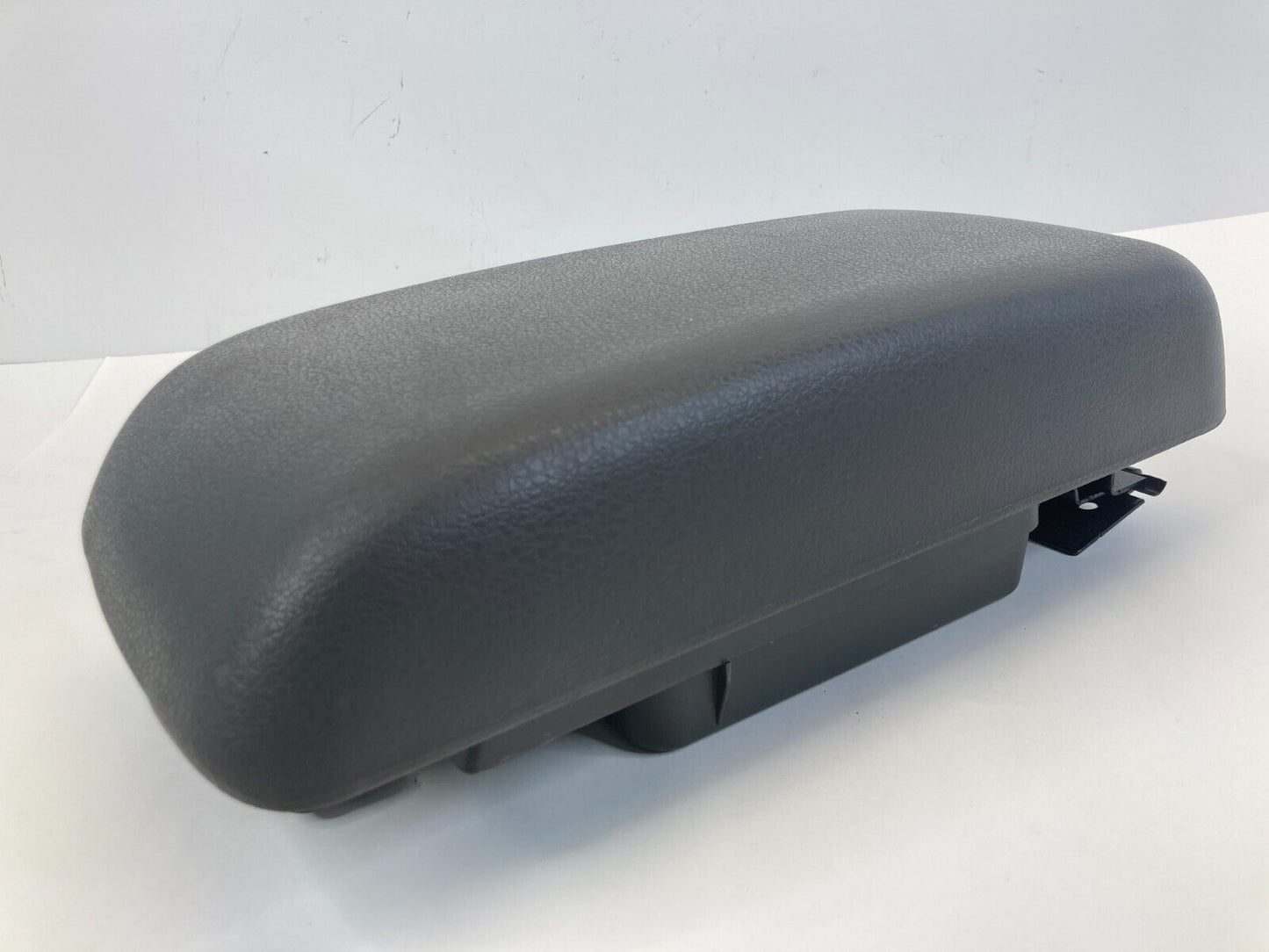 2006-2012 Ford Fusion Center Console Armrest Lid Cover Arm Rest 6E53-5406050-AA