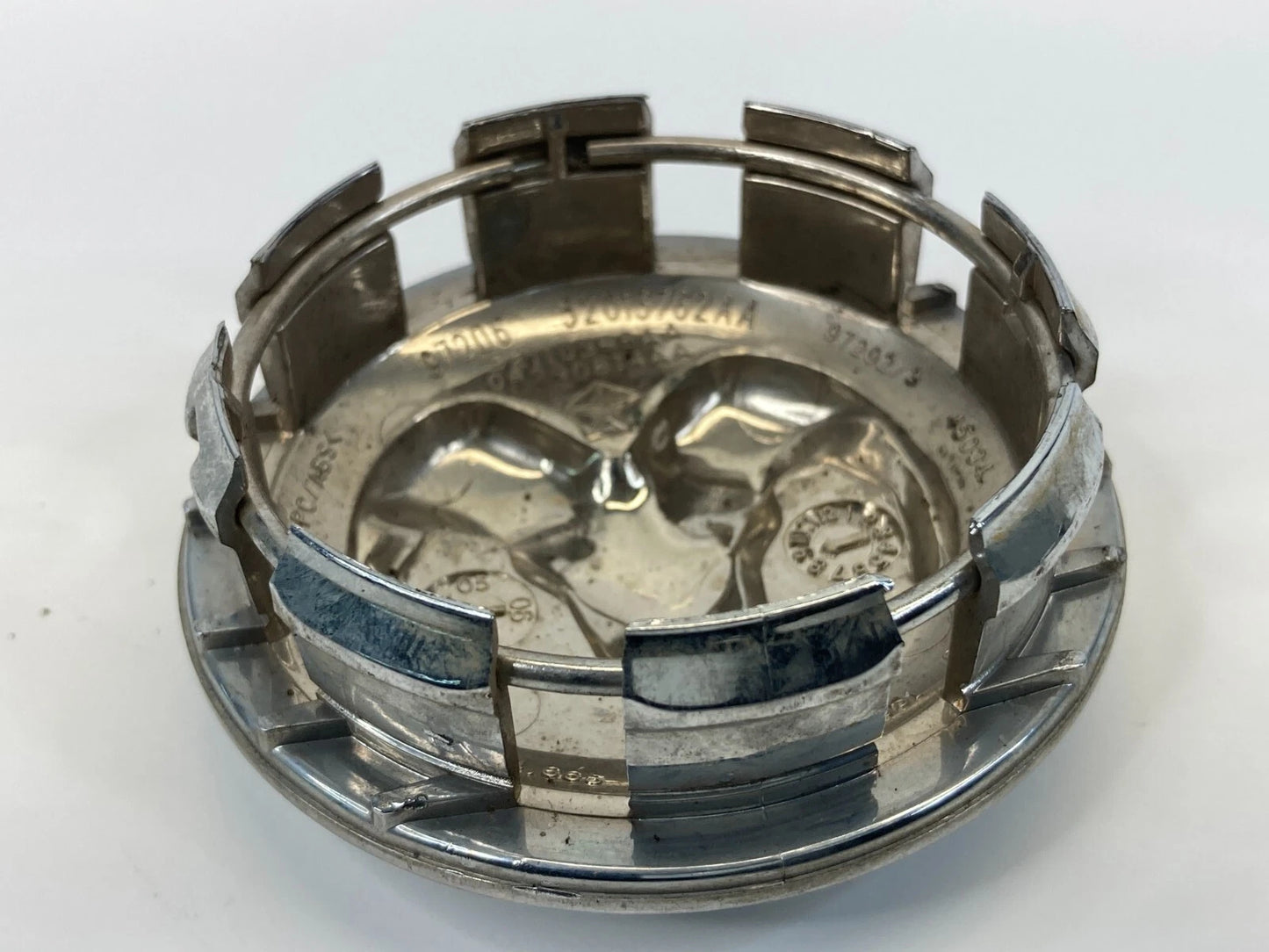 2007-2012 DODGE CALIBER WHEEL HUBCAP CENTER CAP HUB CAP ASSY 52110398AA OEM