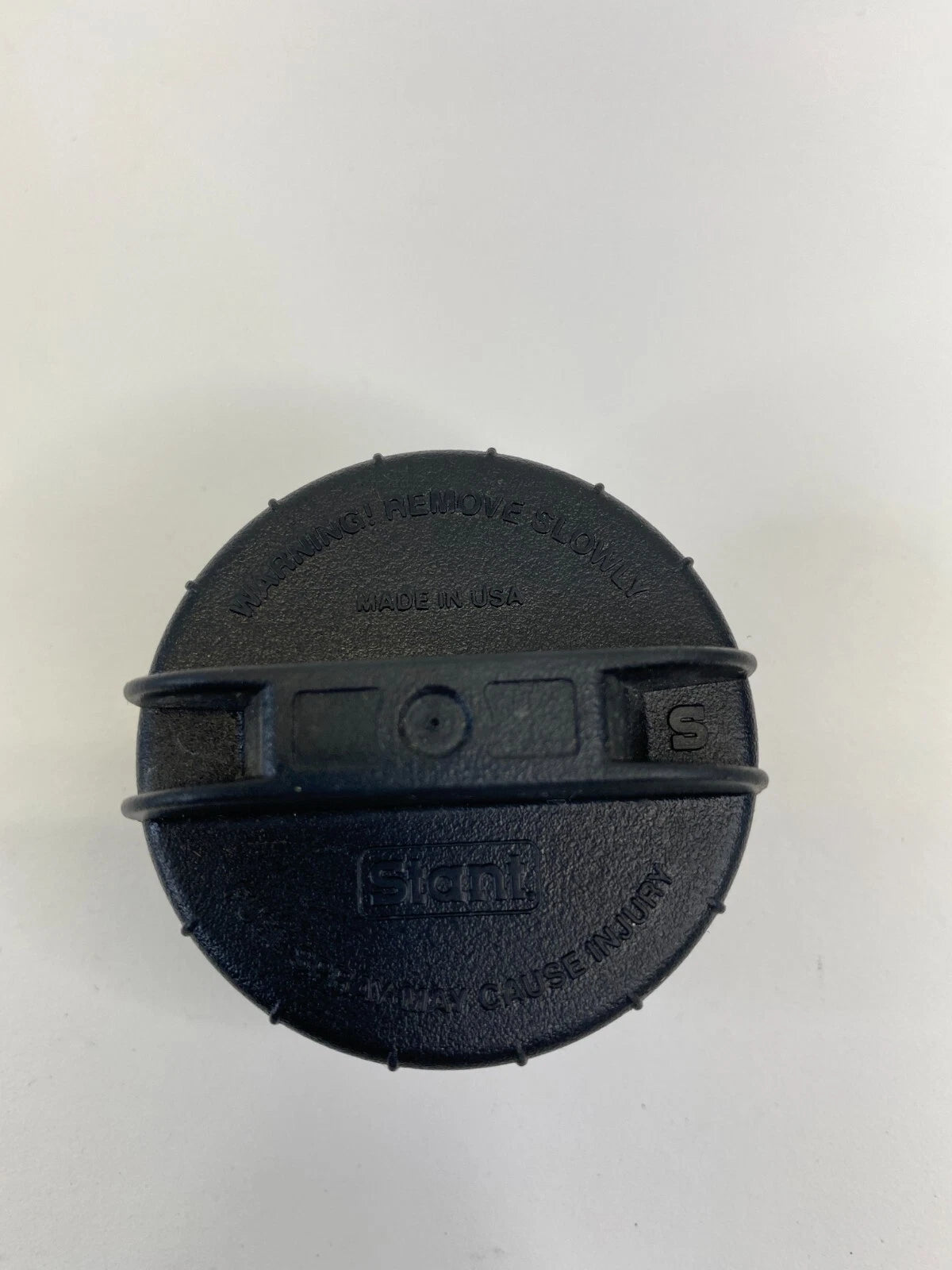 06 07 08 09 10 11 12 TOYOTA RAV4 FUEL FILLER GAS TANK LID COVER CAP OEM