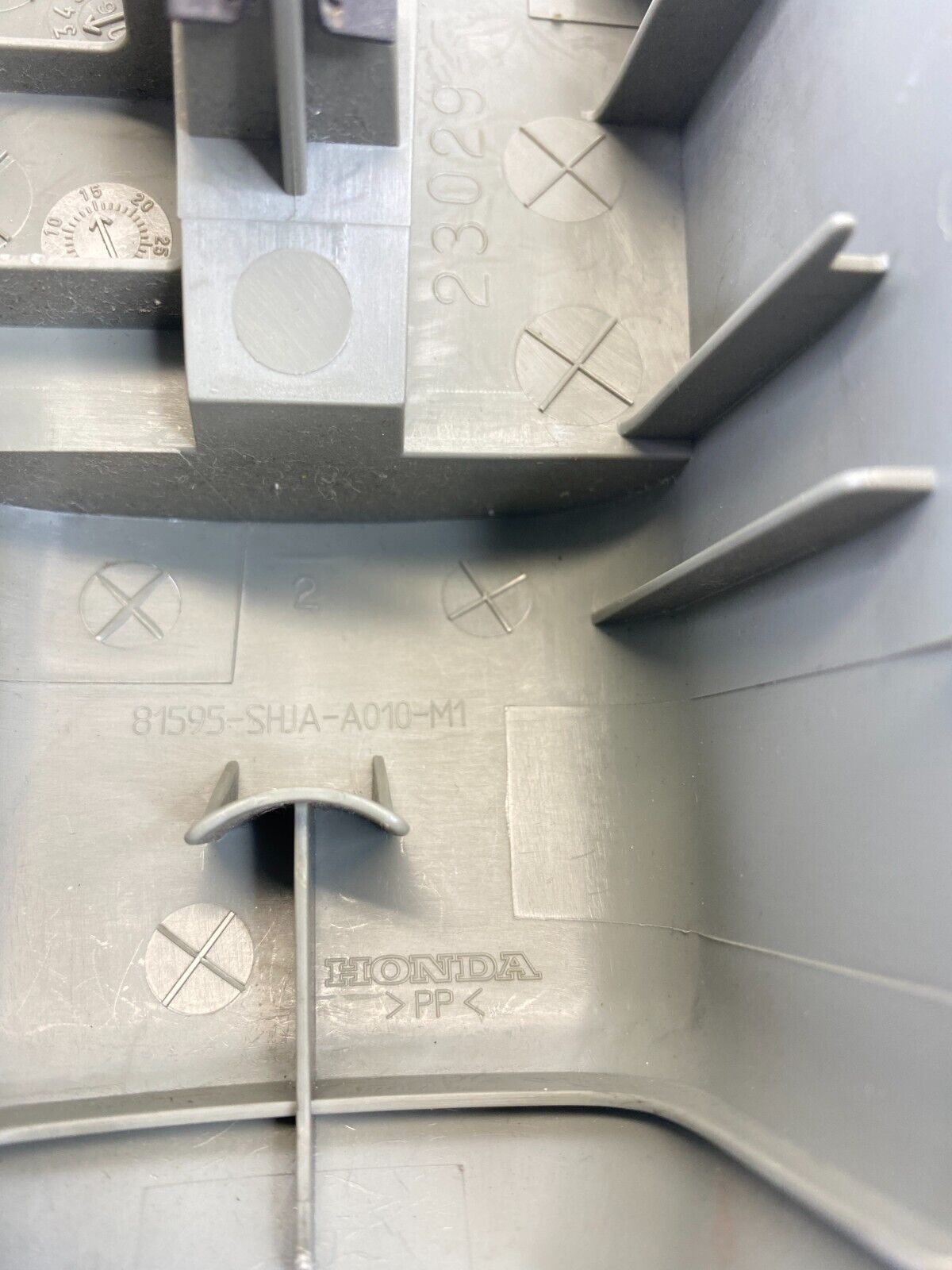 05-10 Honda Odyssey Driver Seat Front Rigth Side Panel Cover Trim Cap 81595-SHJA