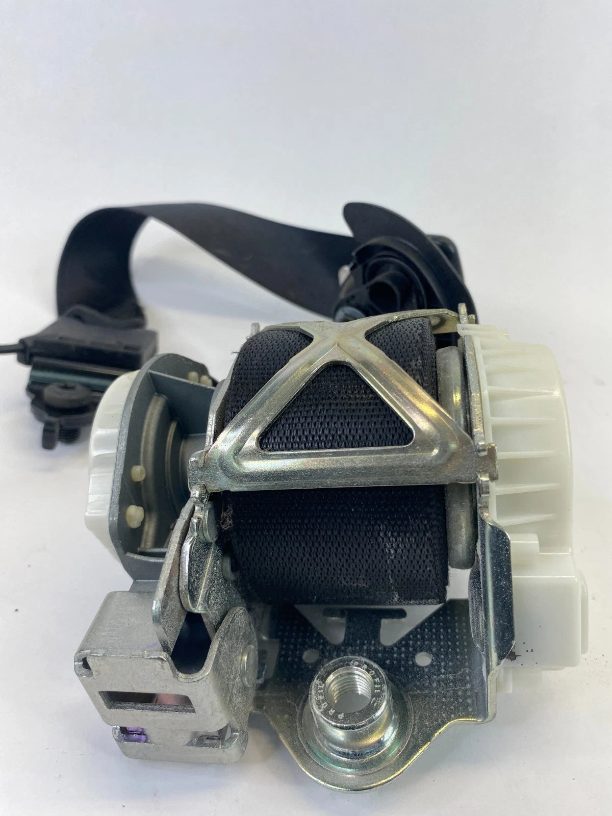 2010-2015 MERCEDES-BENZ GLK350 FRONT RIGHT SEAT BELT RETRACTOR 34019804 OEM