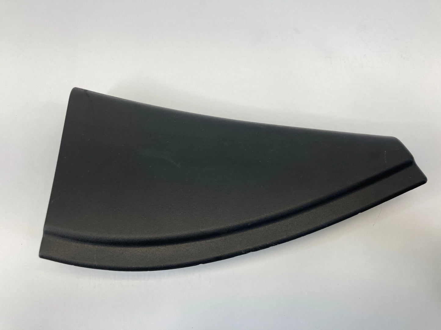 2007-2013 SUZUKI SX4 REAR RIGHT SIDE INNER CORNER COVER TRIM PANEL 83796-79J0