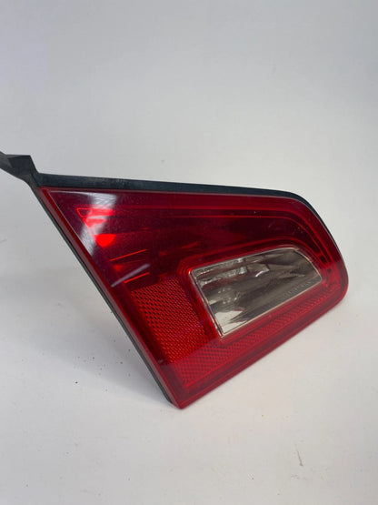 2007 2008 INFINITI G35 SEDAN LEFT SIDE TAILLIGHT LIGHT INNER LID BACKUP LAMP OEM