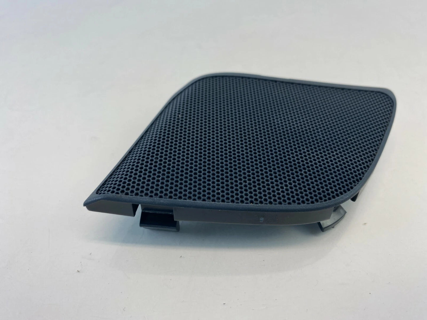 98-02 Honda Accord Sedan Left Side Dash Speaker Grille Cover Trim 77137S84A100