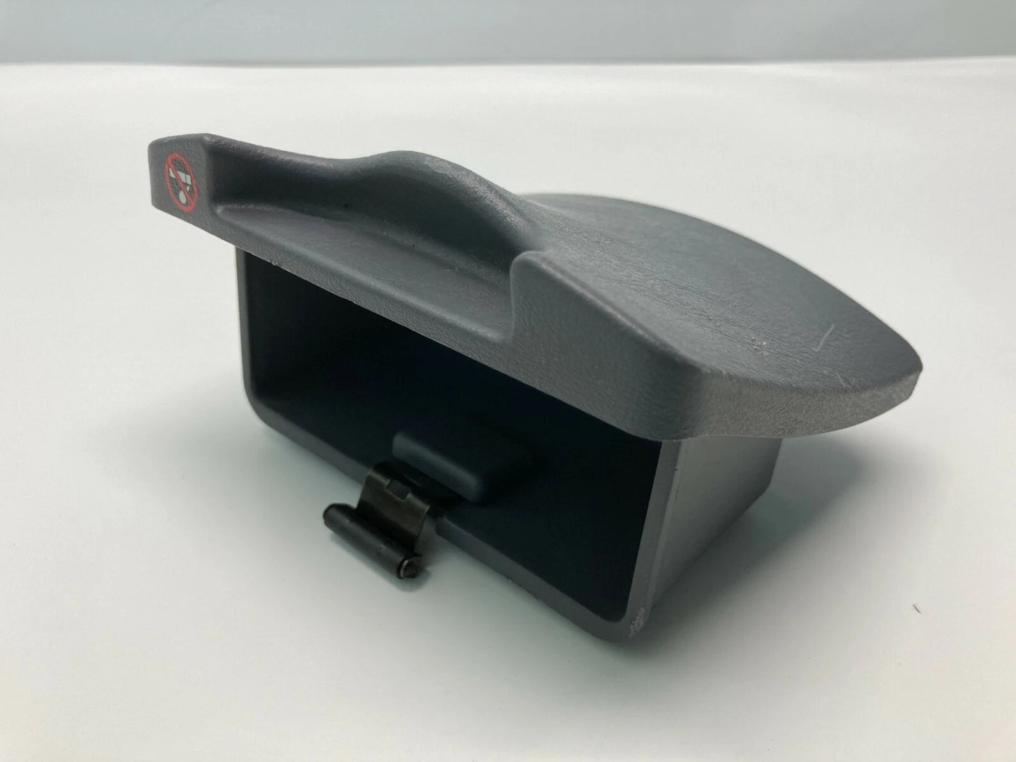 2005-2009 HYUNDAI TUCSON CENTER CONSOLE REAR STORAGE COMPARTMENT POCKET OEM