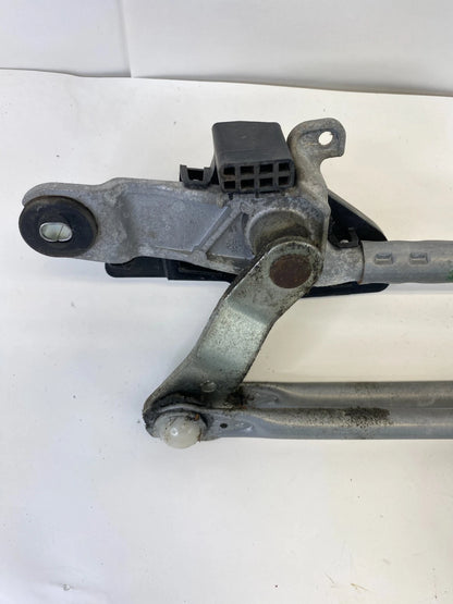 2010 2011 MAZDA3 FRONT WINDSHIELD WIPER MOTOR W/ LINKAGE BBM4-67-37X OEM