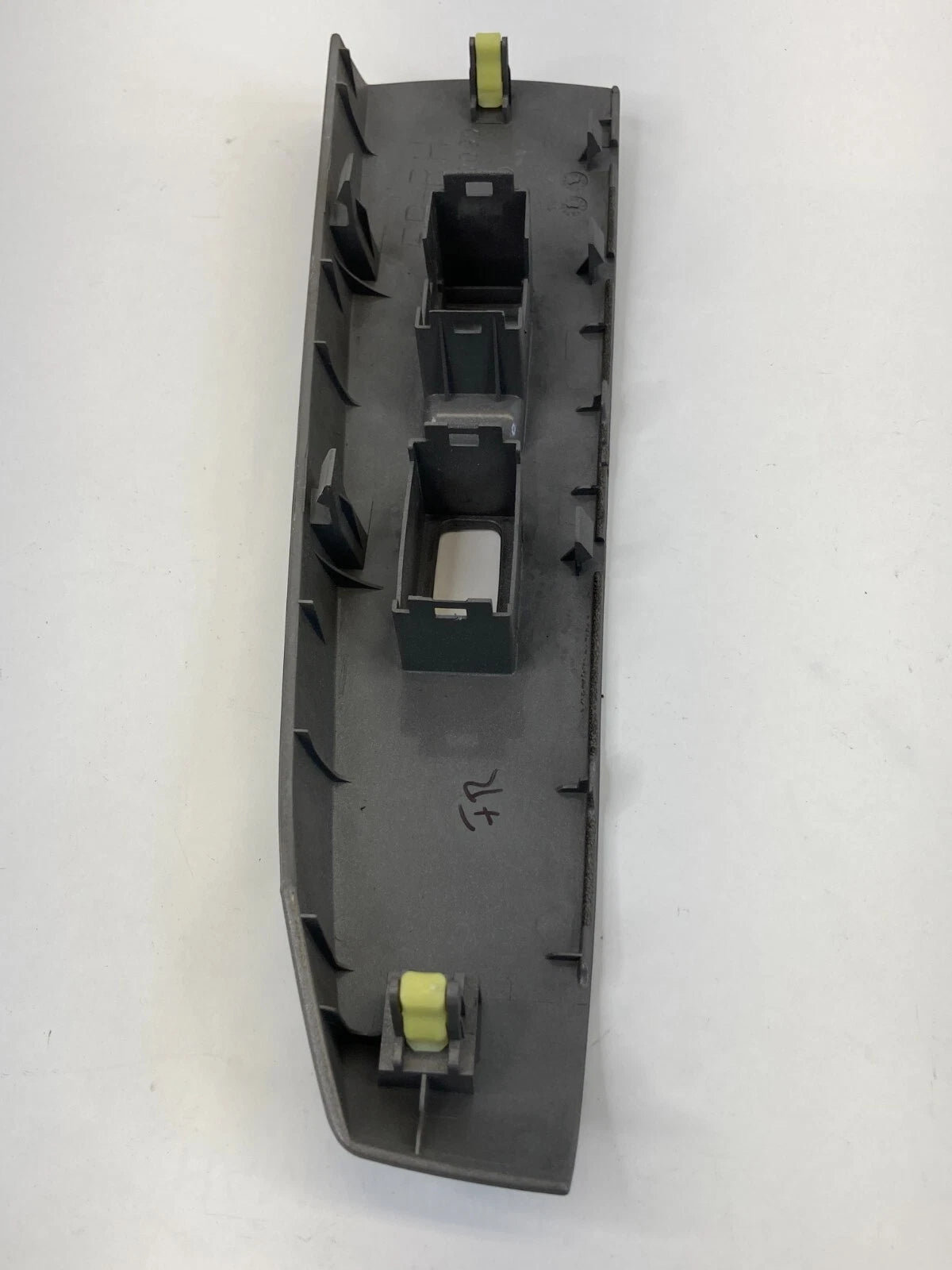 2004-2009 TOYOTA PRIUS FRONT RIGHT WINDOW SWITCH BEZEL TRIM OEM 74231-47090