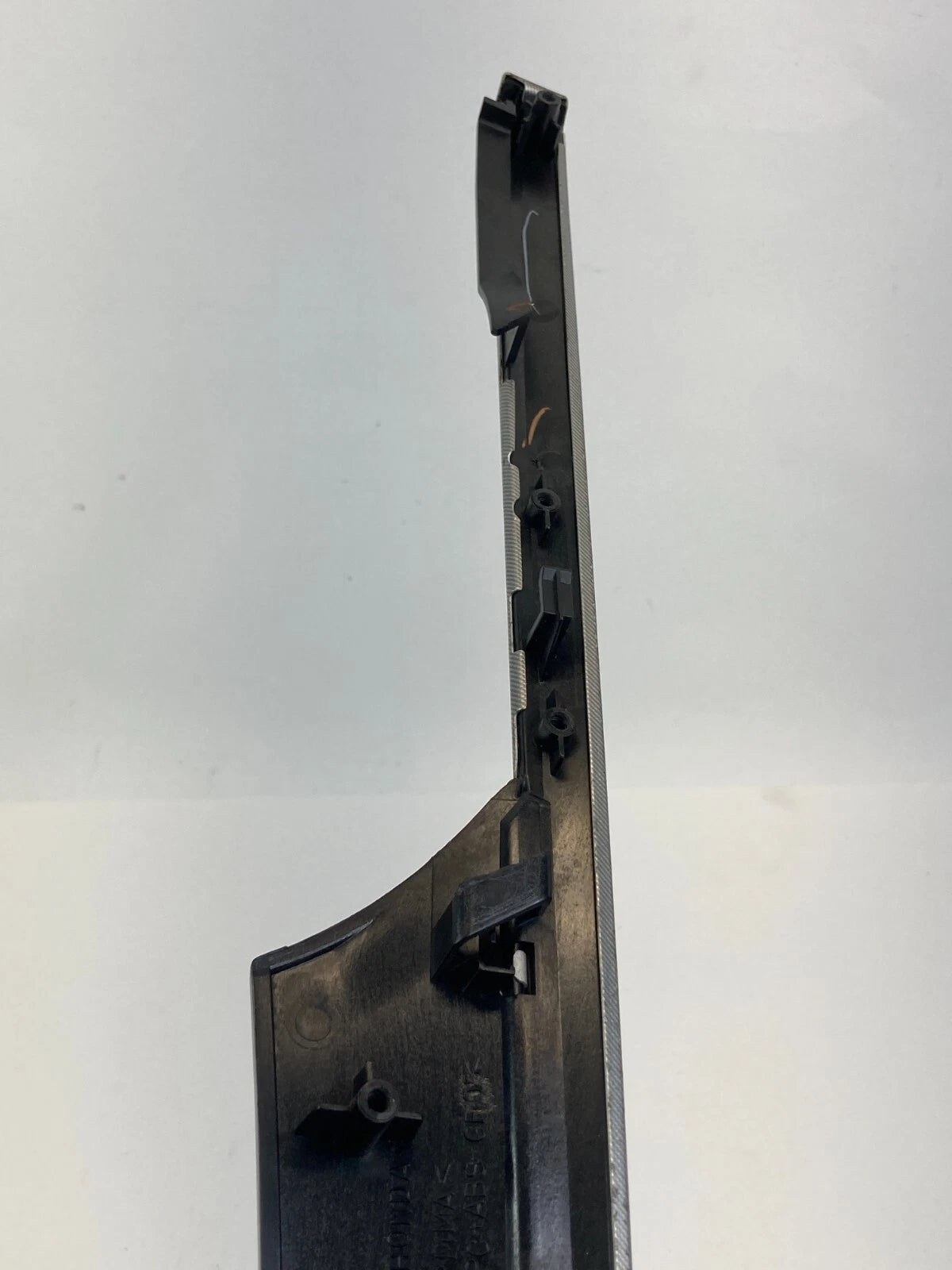 04-08 ACURA TL REAR LEFT SIDE INTERIOR DOOR PANEL TRIM MOLDING 83750-SEPA-A01023