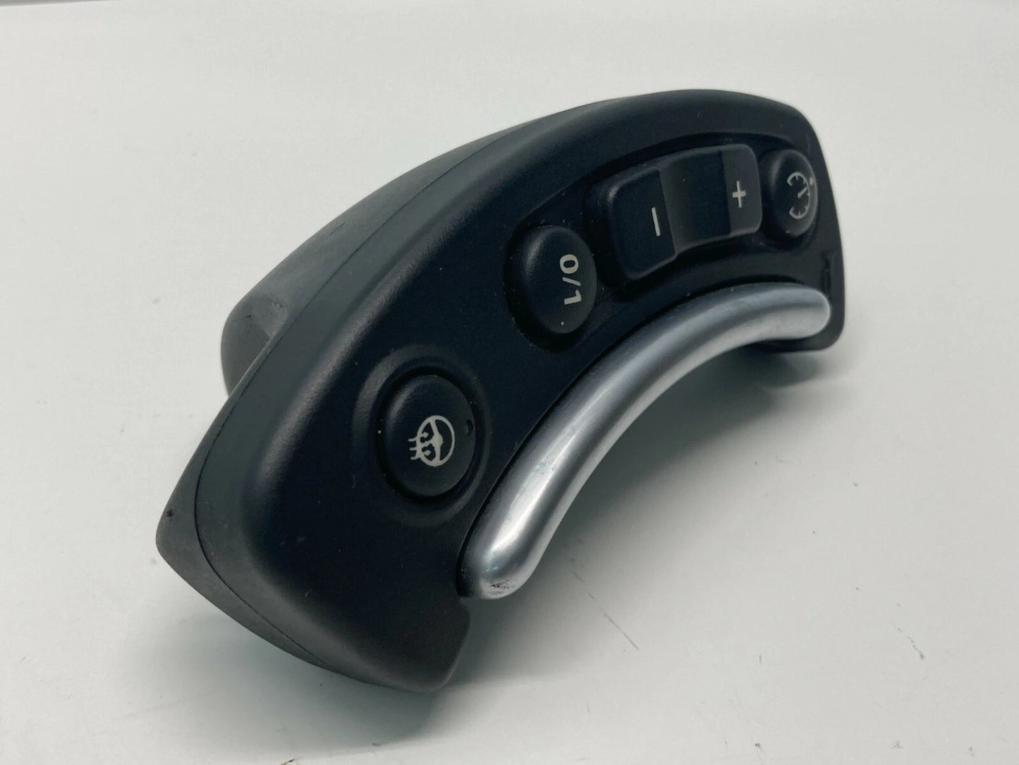 2003-2005 LAND ROVER FREELANDER FRONT LEFT CRUISE CONTROL SWITCH 6921655 OEM