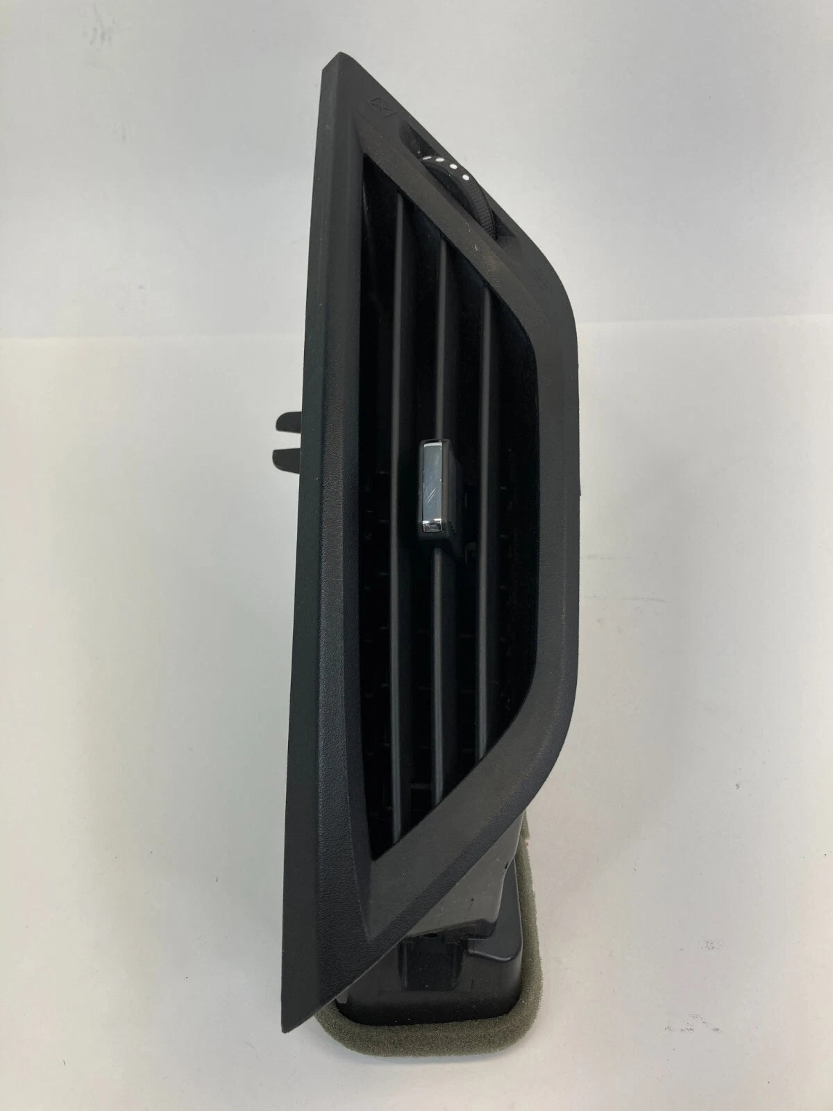 2010-2017 CHEVROLET EQUINOX DASH CENTER LEFT SIDE AC AIR VENT GRILLE 2880745 OEM