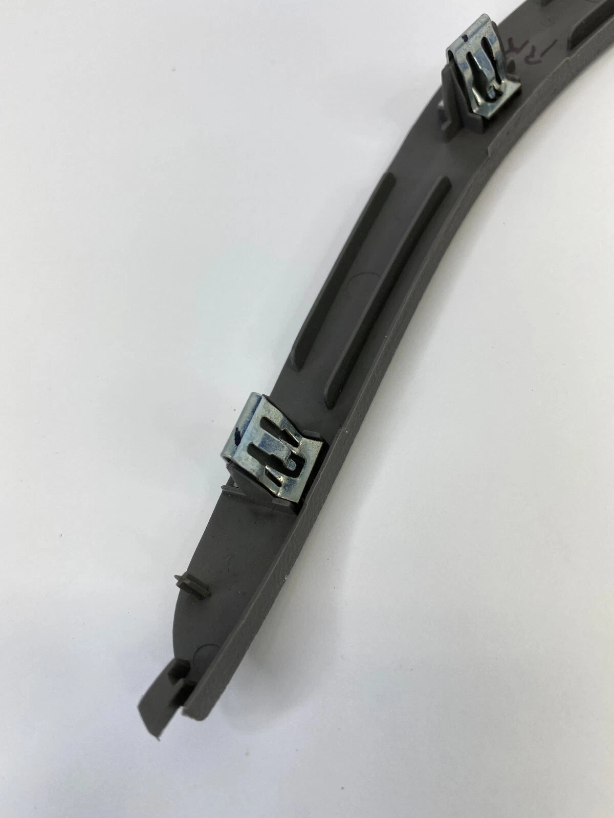 13-15 CHEVROLET MALIBU REAR RIGHT SIDE DOOR PULL HANDLE COVER BEZEL TRIM OEM