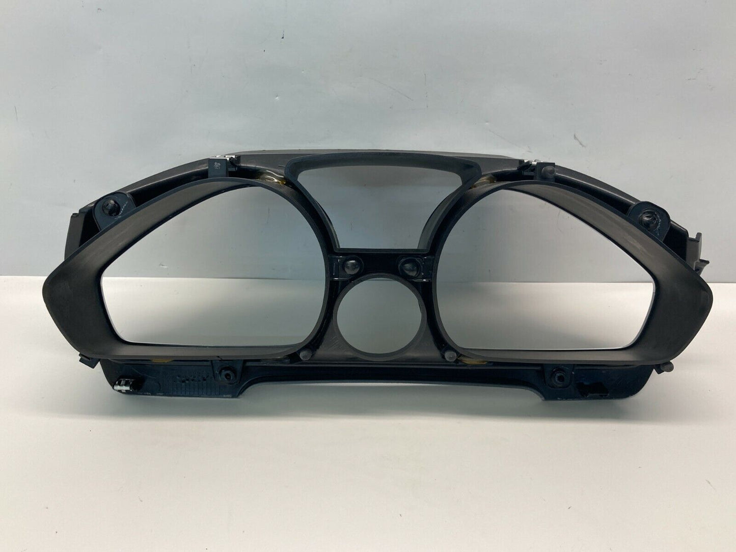 09-12 Chevrolet Traverse Speedometer Cluster Dash Bezel Surround Trim 20836172