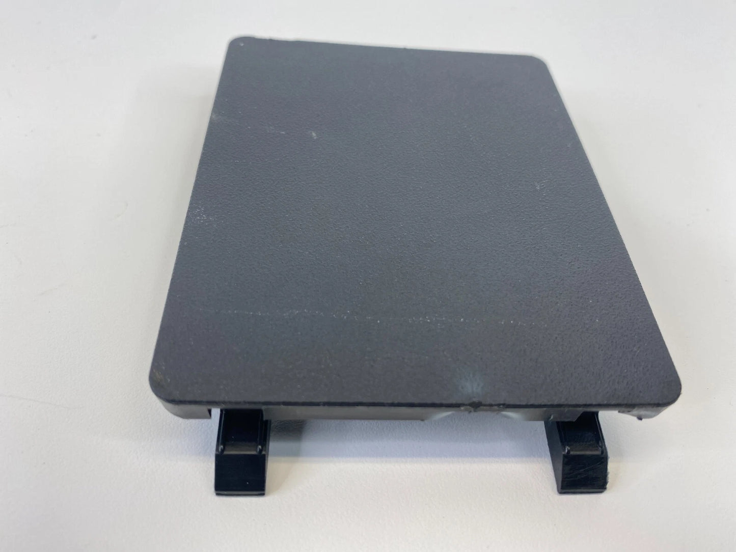 10-15 TOYOTA PRIUS REAR TRUNK LIFTGATE SIDE LID COVER TRIM CAP 67847-47010 OEM
