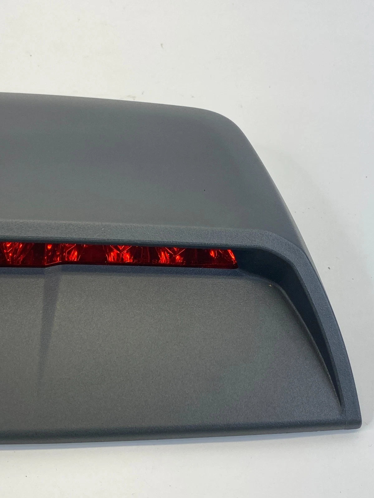 11-16 CHEVROLET CRUZE SEDAN 3RD THIRD BRAKE STOP LIGHT LAMP HIGH MOUNT 96828256