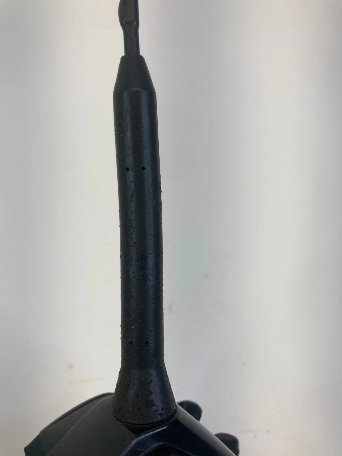 2010-2019 LINCOLN MKT 2010-2012 FORD FUSION ROOF MOUNTED RADIO ANTENNA BASE MAST