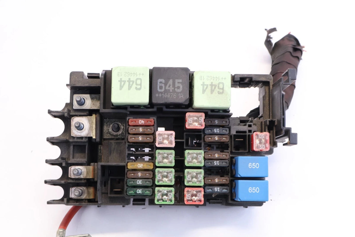 2012-2015 VW PASSAT 1.8L L4 ENGINE BAY RELAY FUSE JUNCTION BOX 5C0-937-819-L
