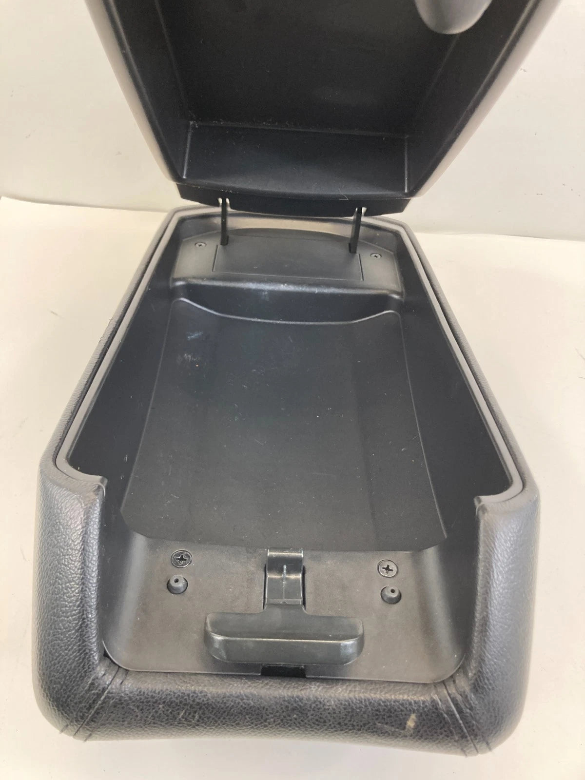 2011-2015 HYUNDAI SONATA CENTER CONSOLE ARM REST ARMREST LID STORAGE OEM
