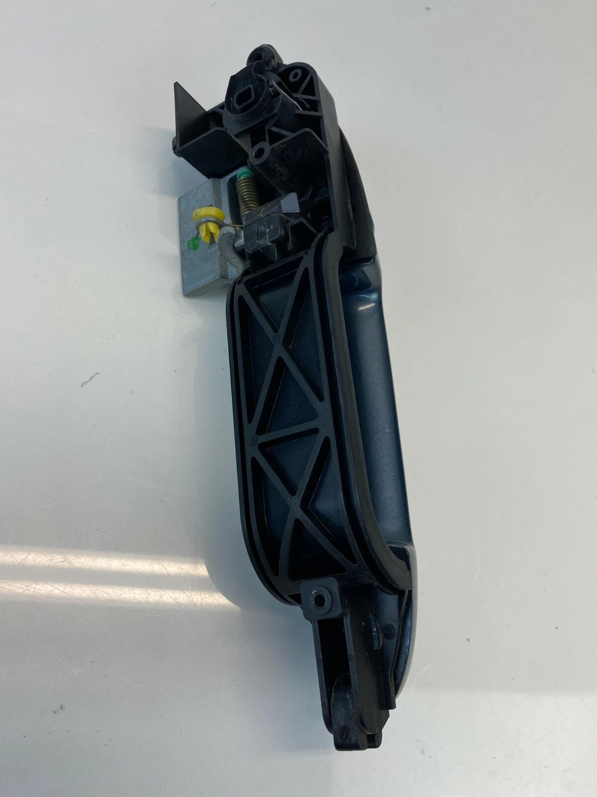 05-07 MERCURY MARINER FRONT RIGHT SIDE EXTERIOR DOOR HANDLE 3S41-A224A36-AB OEM