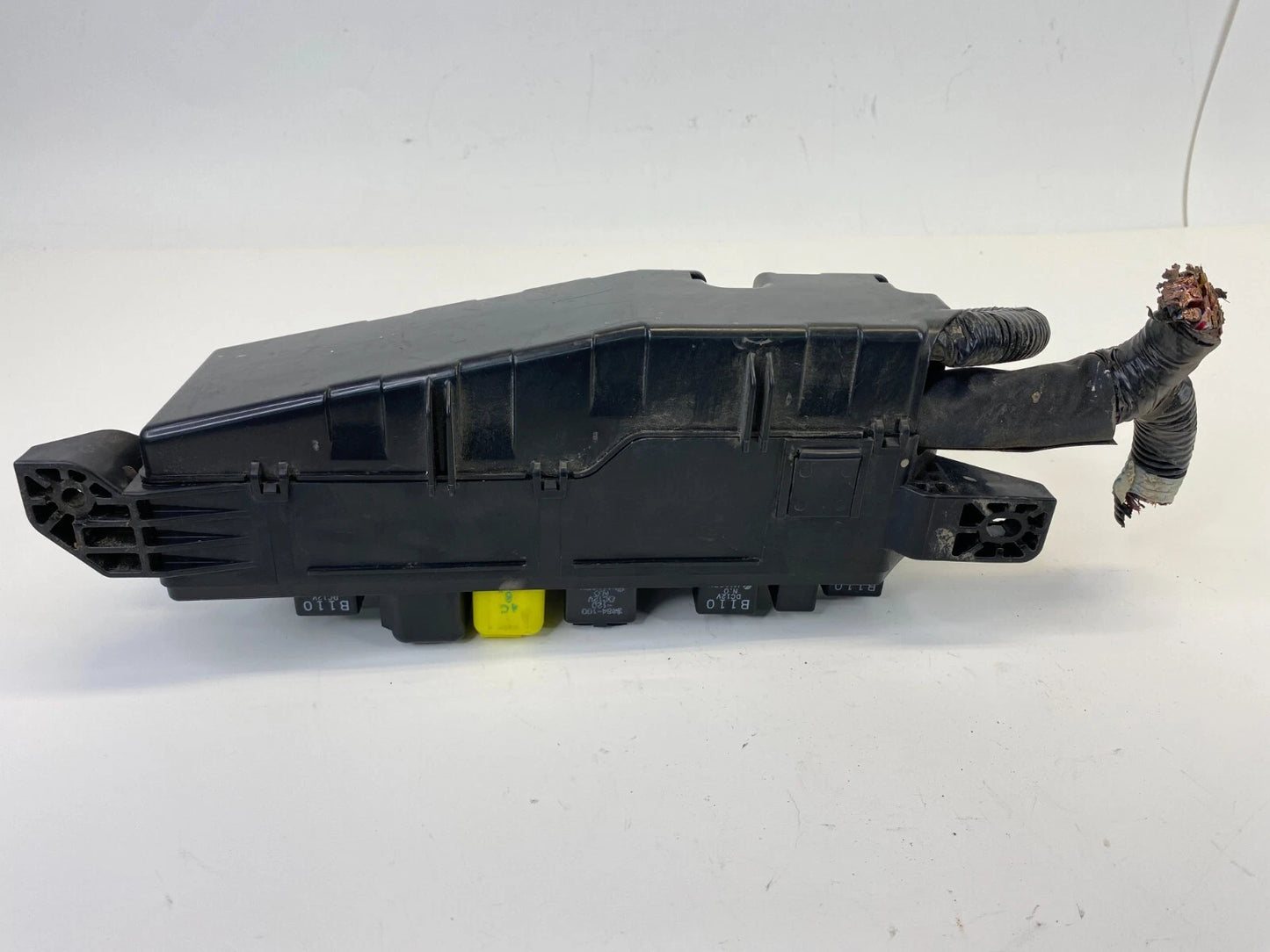 2000 2001 MAZDA MPV 2.5L V6 A/T FWD UNDER HOOD FUSE BOX RELAY JUNCTION BLOCK OEM