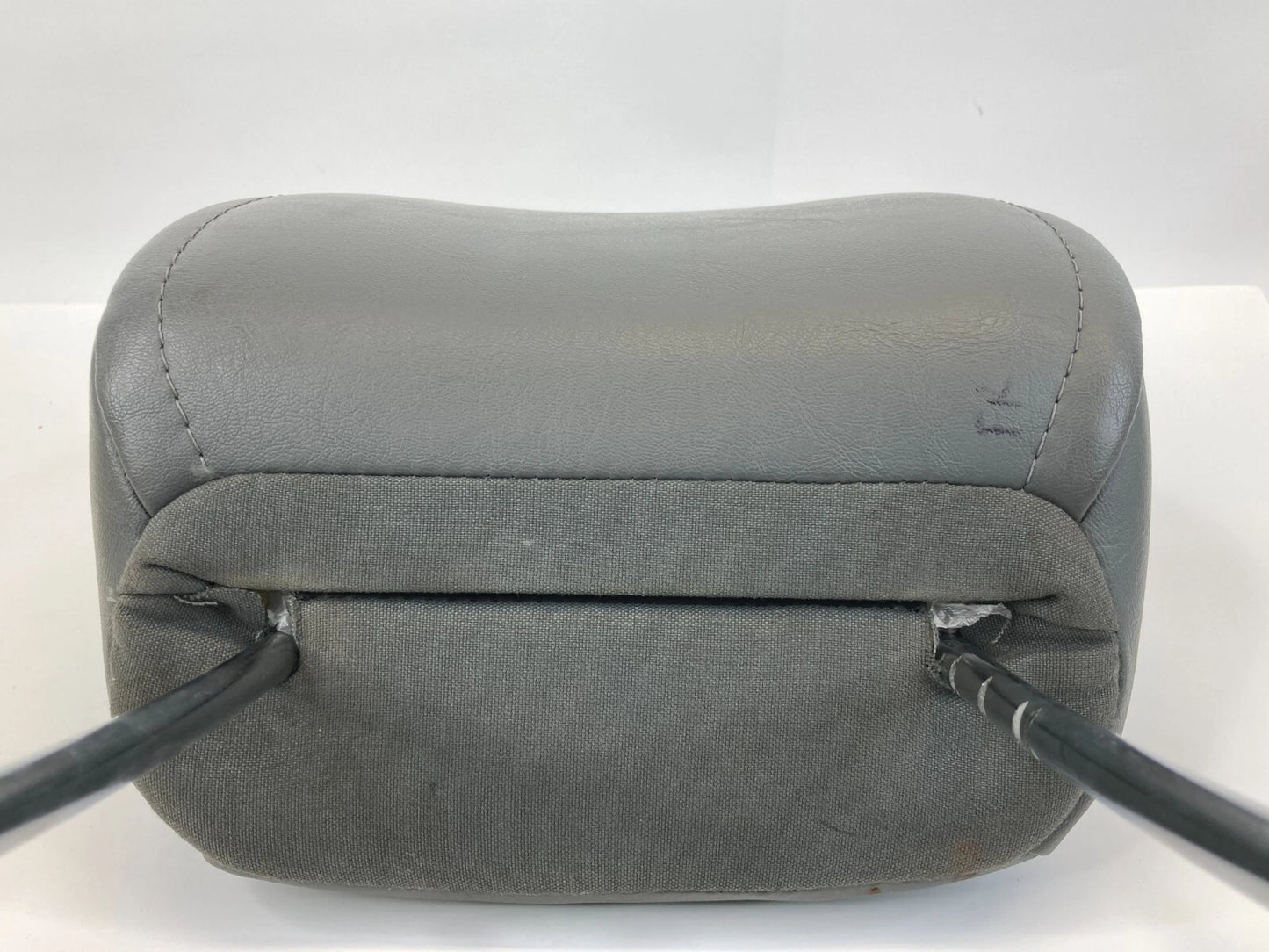 05 06 07 JEEP GRAND CHEROKEE SUV FRONT HEADREST LEFT OR RIGHT HEAD REST OEM