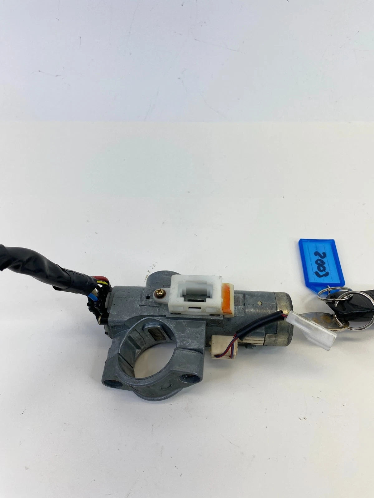 2000-2004 NISSAN XTERRA IGNITION SWITCH LOCK CYLINDER W/ KEY OEM