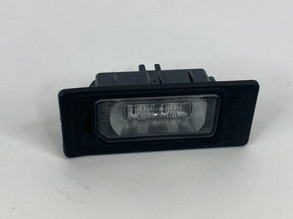 13 14 15 16 17 AUDI A4 QUATTRO REAR TRUNK LICENSE PLATE LIGHT LAMP 4G0-943-021