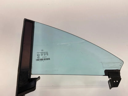 2006 MERCEDES CLS500 REAR LEFT SIDE BACK VENT QUARTER WINDOW GLASS A2197370530