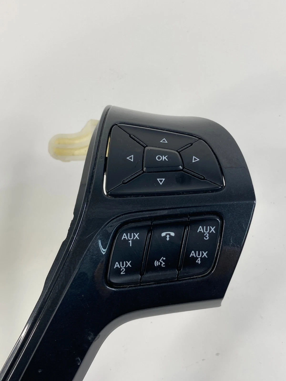 16-19 FORD EXPLORER INTERCEPTOR UTILITY STEERING WHEEL SWITCH CONTROL 628731600E