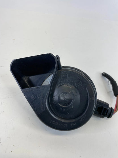 09 10 11 12 13 14 15 16 AUDI A4 A4 QUATTRO LOW NOTE HORN SIREN ALARM ASSEMBLY