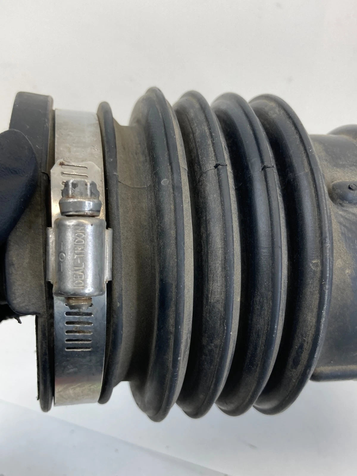 2013-2019 FORD EXPLORER 14-19 INTERCEPTOR SUV 3.5L AIR CLEANER INTAKE HOSE DUCT