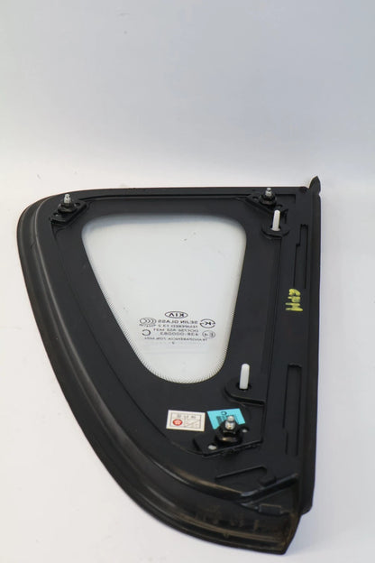 2010-2013 KIA SOUL REAR LEFT DEIVER SIDE QUARTE PANEL FIXED GLASS E443R-000083