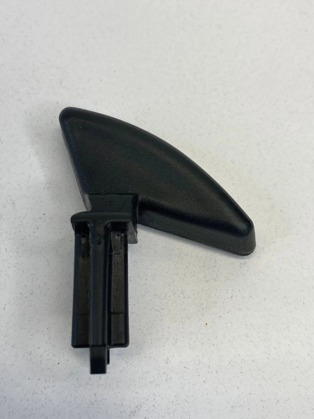 2005 06 07 08 2009 SAAB 9-7X STEERING WHEEL TILT ADJUSTMENT KNOB LEVER OEM