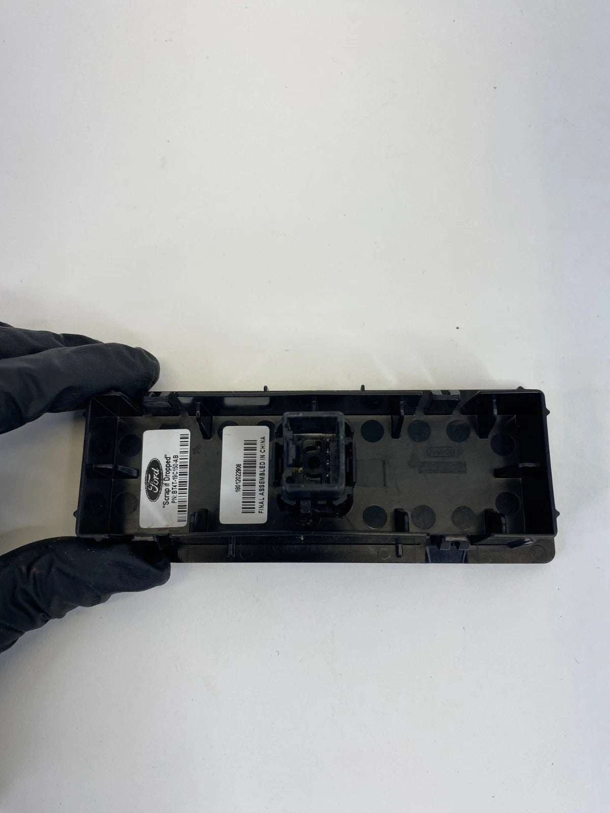 2013-2019 Ford Escape Center Console AUX in Audio Socket BT4T-19C150-AB