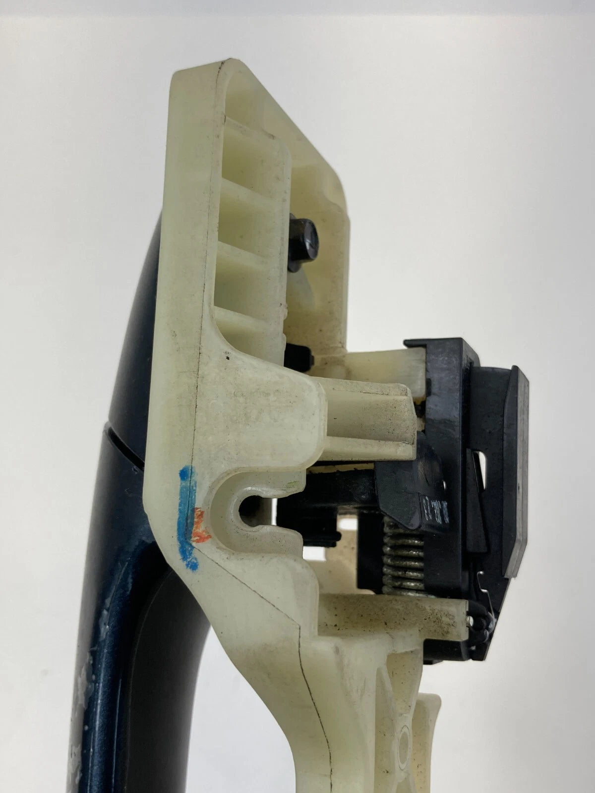 2011-2014 HYUNDAI SONATA REAR RIGHT EXTERIOR DOOR HANDLE ASSEMBLY BLUE OEM