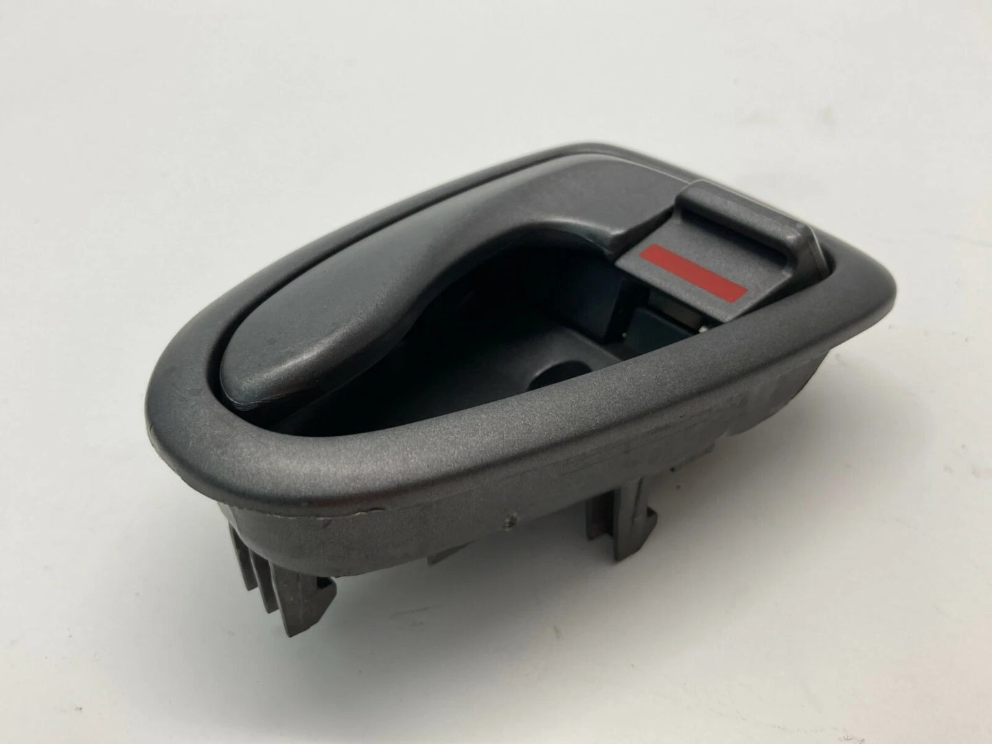 2000 2001 2002 2003 HYUNDAI ACCENT REAR LEFT INTERIOR DOOR HANDLE 82610-25000