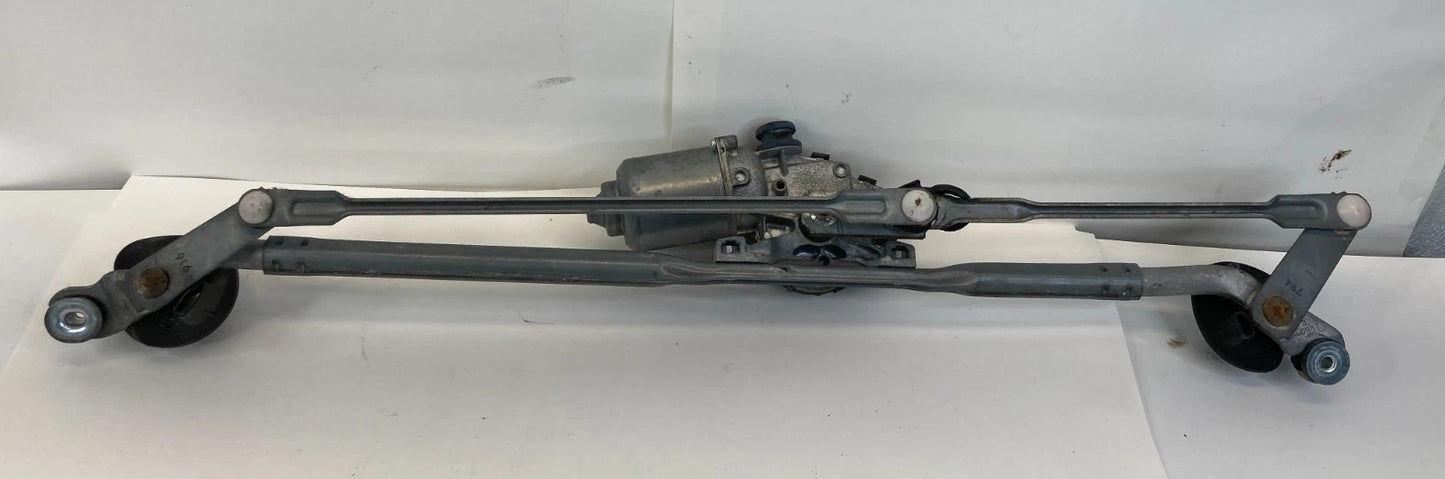 05-15 TOYOTA TACOMA FRONT WINDSHIELD WIPER MOTOR & LINKAGE ASSY 85110-04040 OEM