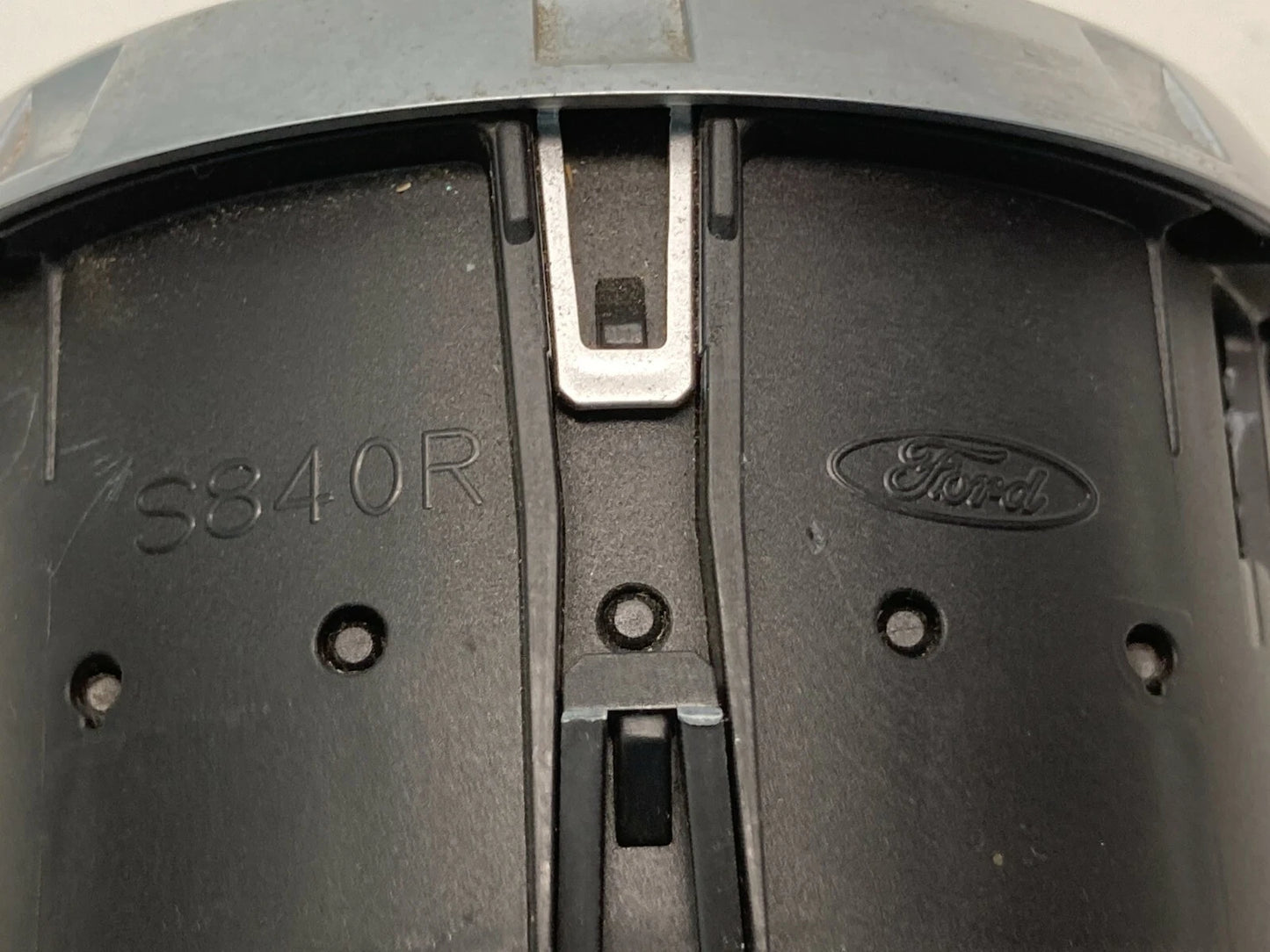 2005 2006 2007 FORD FREESTYLE CENTER RIGHT PASSENGER SIDE DASH AC AIR VENT OEM