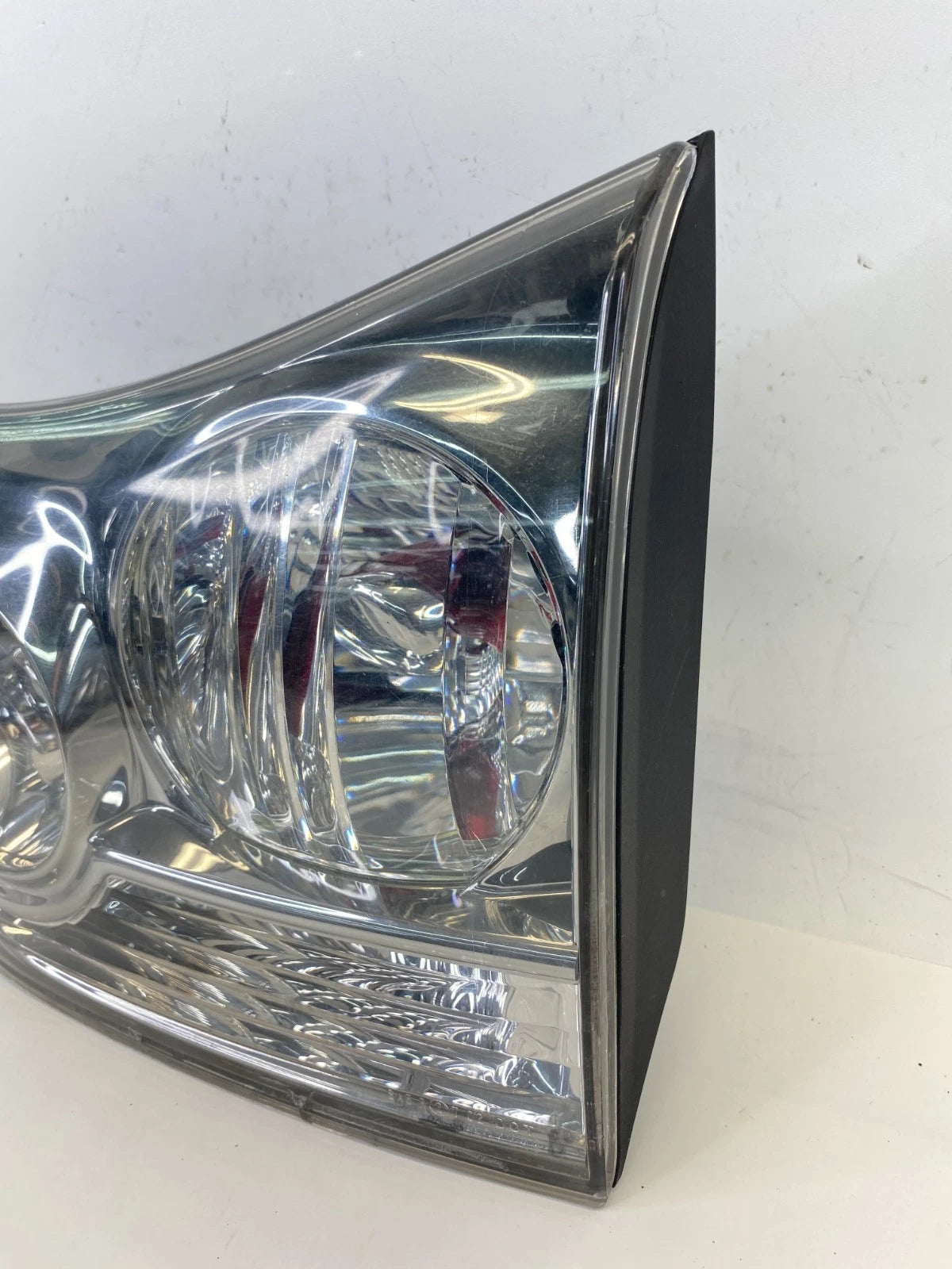 2004 TO 2009 LEXUS RX350 RX330 RIGHT PASSENGER INNER TAIL LIGHT TAILLIGHT LAMP