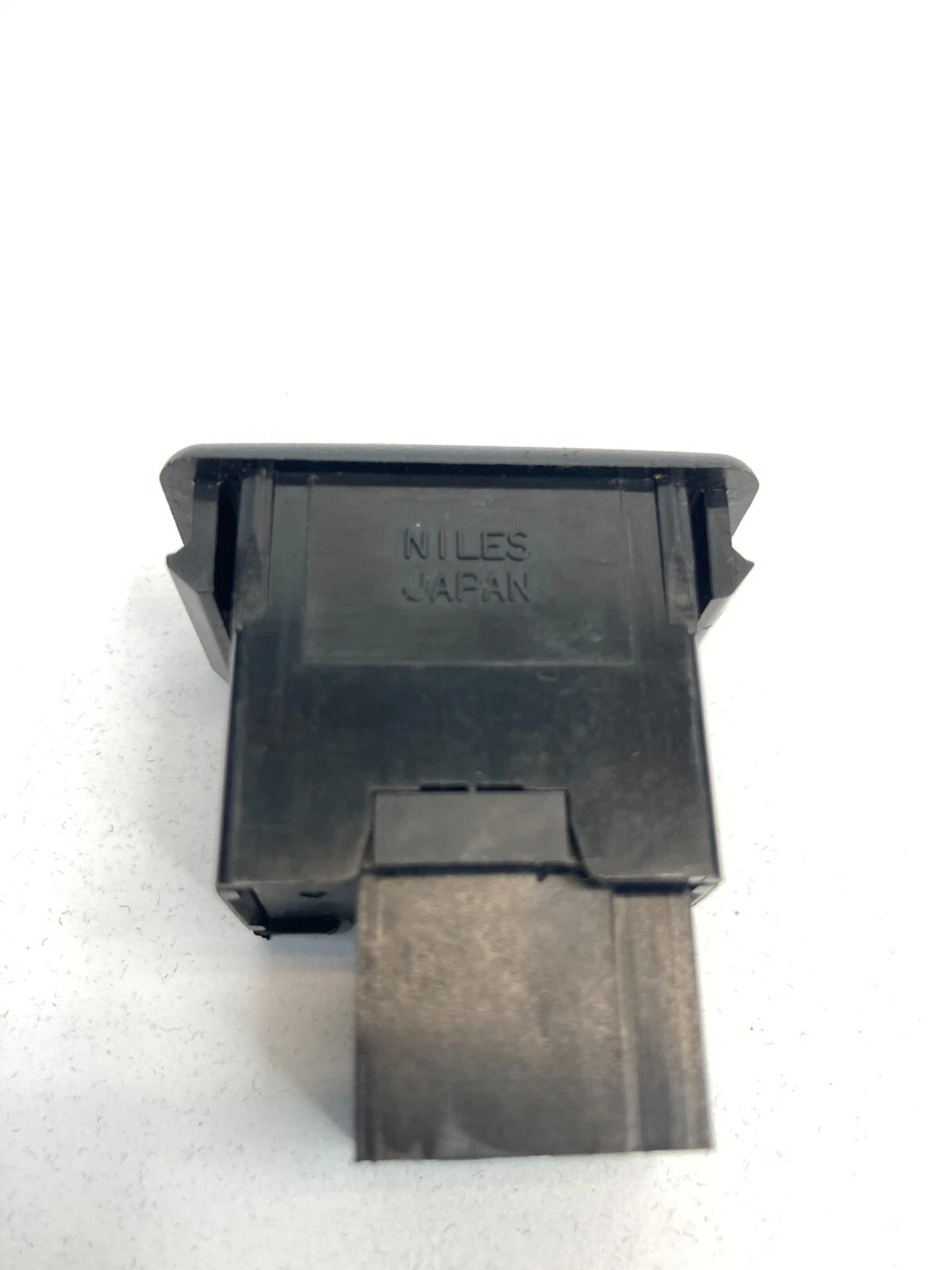 1998 1999 2000 2001 NISSAN ALTIMA SECURITY CONTROL SWITCH BUTTON OEM