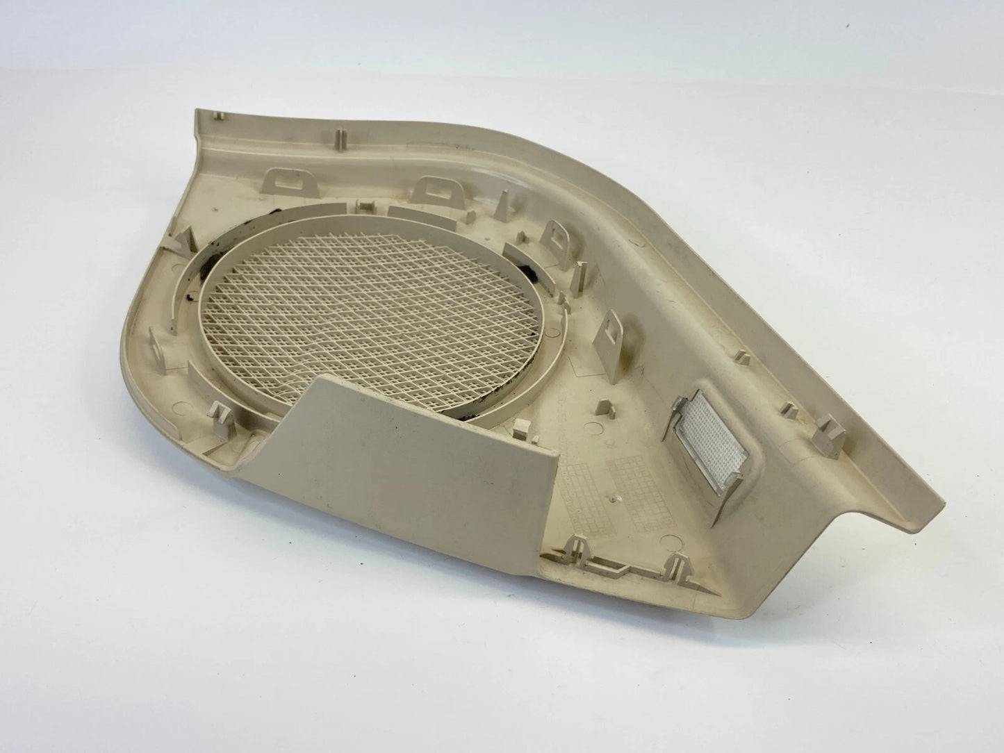 2003-2006 MERCEDES BENZ E500 FRONT RIGHT DOOR SPEAKER GRILLE COVER 2117270688