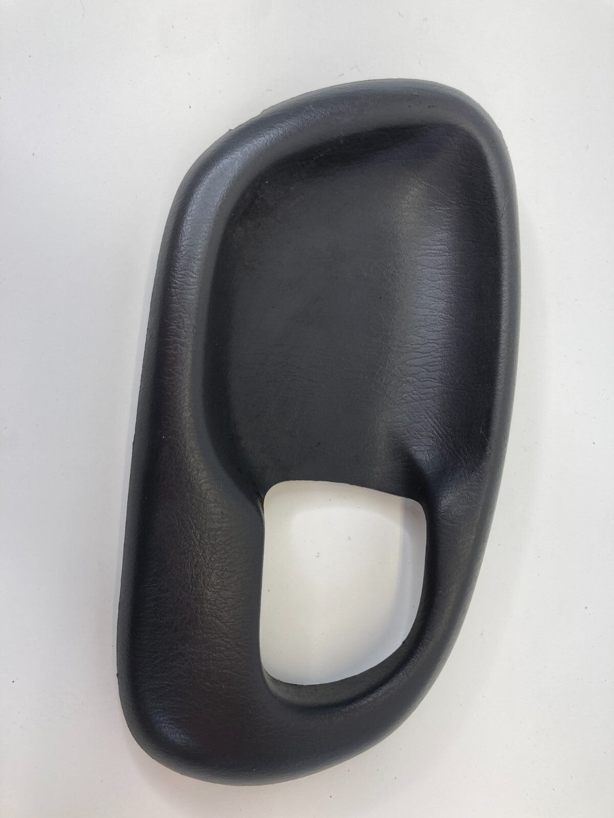 97-03 Ford F-150 Front Right Side Interior Door Handle Bezel XL34-1522676-AGW